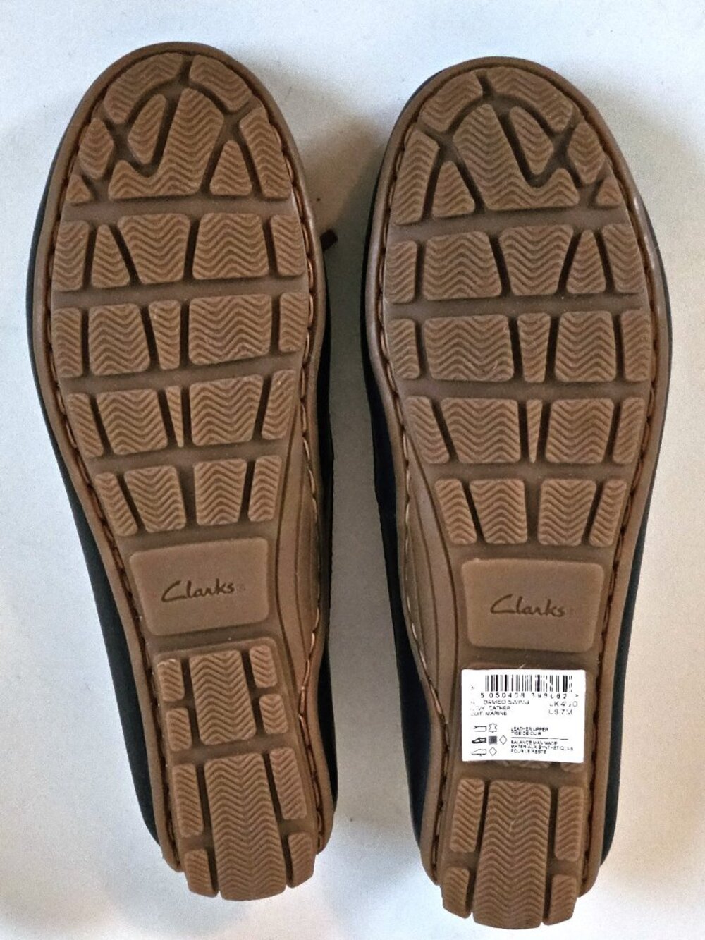 CLARKS Navy Leather Driving Moccasins - Picture 4 of 7